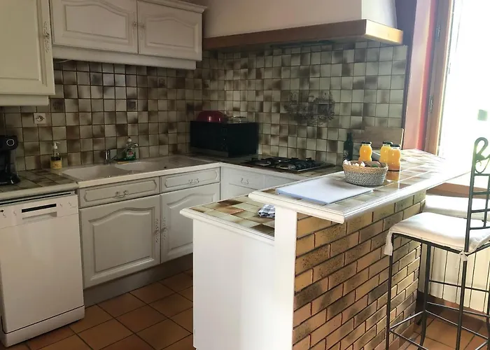 Nyaraló Le Moulin Bertrand *